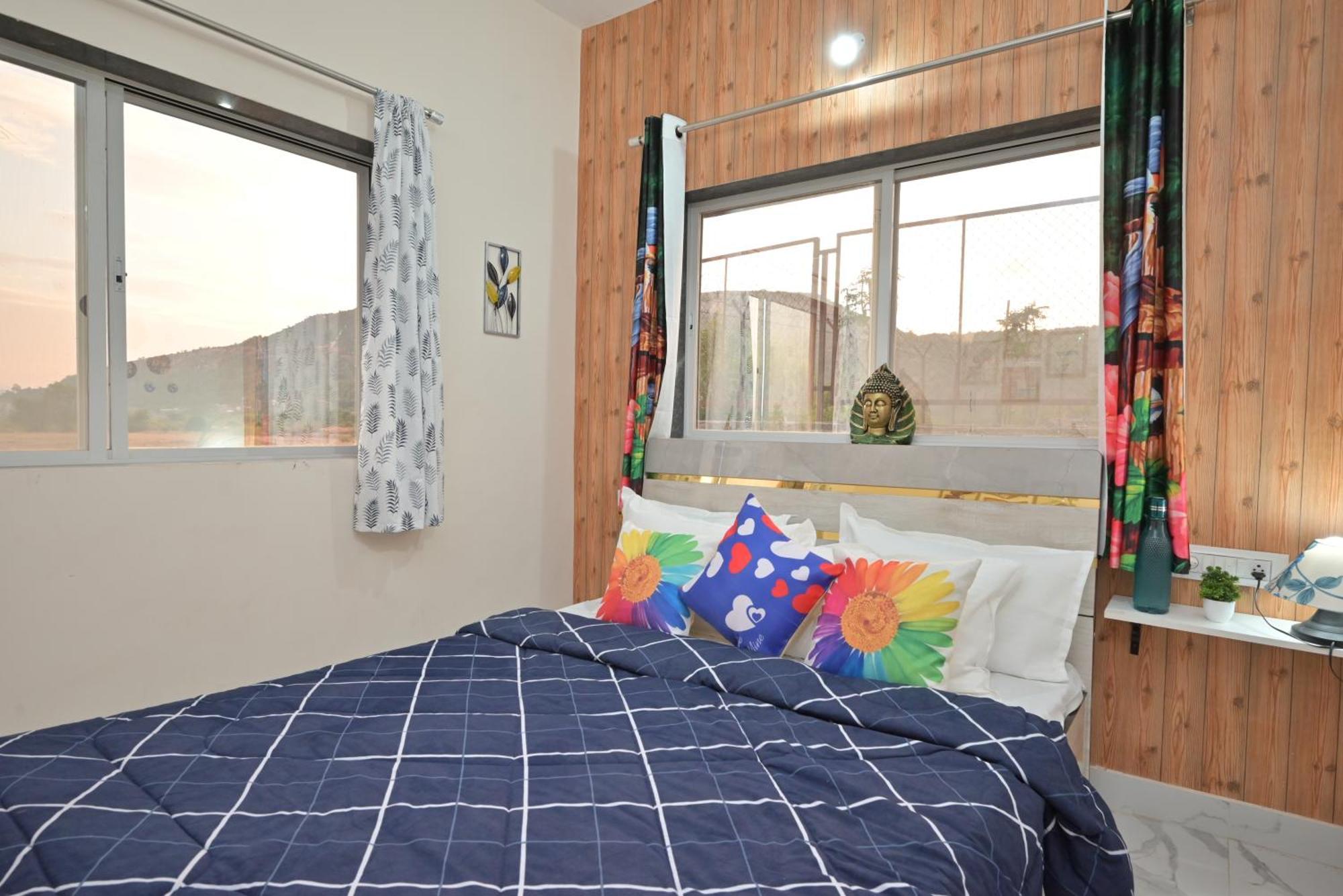 Ll Empyrean Stay Ll Mirage Chalet Ll 4Bhk Ll Ac Ll Largest Pvt Pool Ll 로나발라 외부 사진